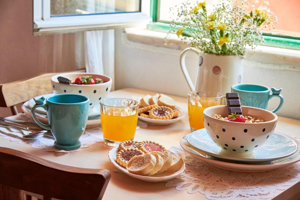 Light Filled Near Chiado, By Timecooler Apartamento *
