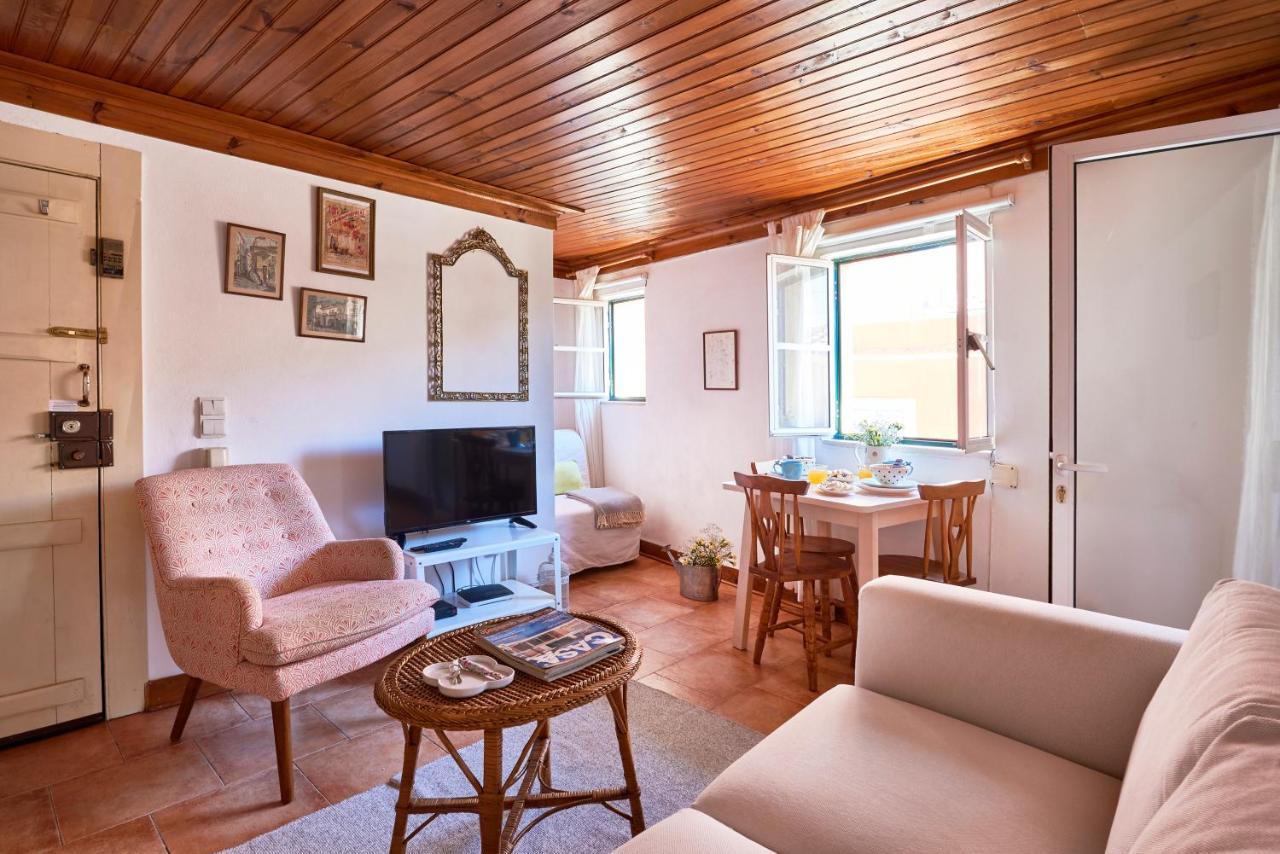 Appartement Light Filled Near Chiado, By Timecooler *