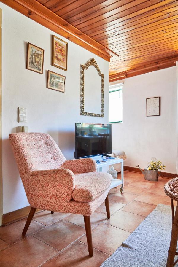 Appartement Light Filled Near Chiado, By Timecooler